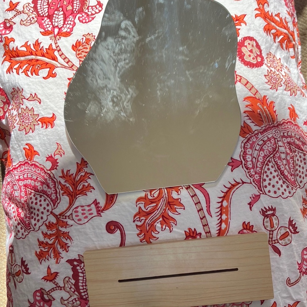 amazon squiggle mirror